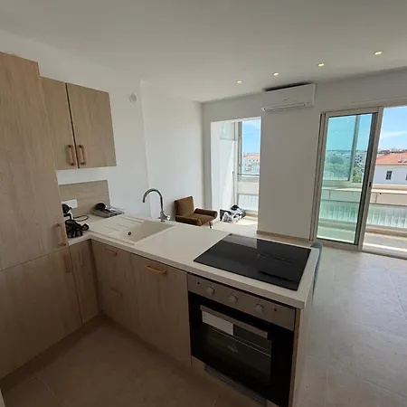 Val Maria Lerins Apartment *